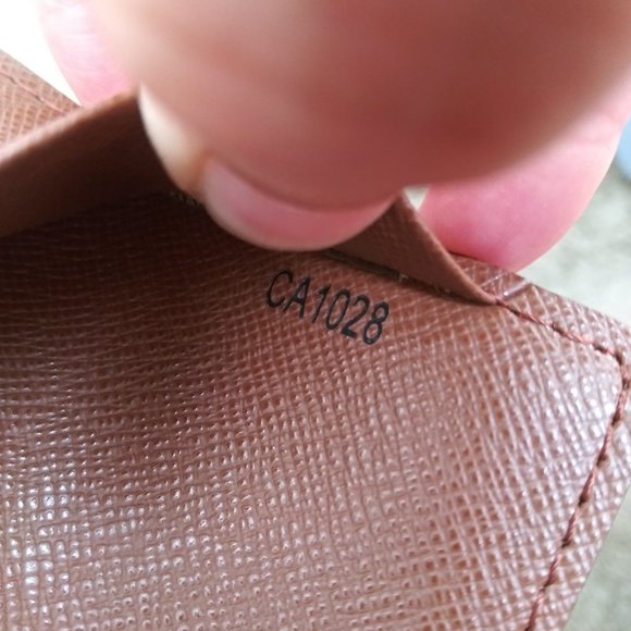 Monogram Notepad With Cover - Picture 5 of 11